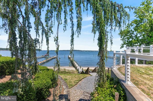 3650 BAY DR, Edgewater, MD 21037