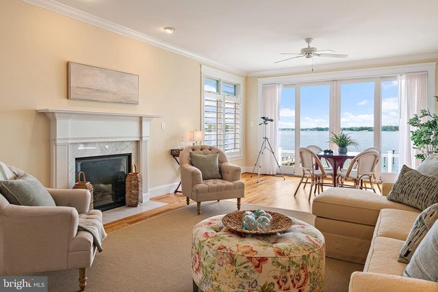 3650 BAY DR, Edgewater, MD 21037