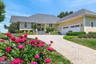 3650 BAY DR, Edgewater, MD 21037