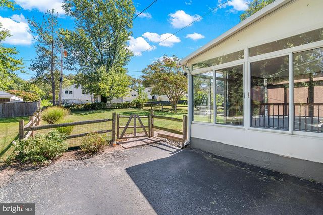 5203 BENSON AVE, Halethorpe, MD 21227