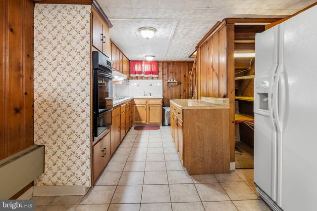 5203 BENSON AVE, Halethorpe, MD 21227