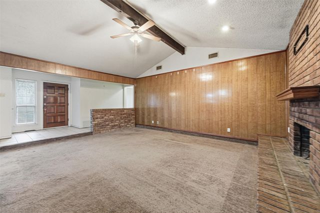 4300 Spring Hill Lane, Arlington, TX 76016