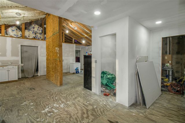 15045 County Road 4060, Scurry, TX 75158