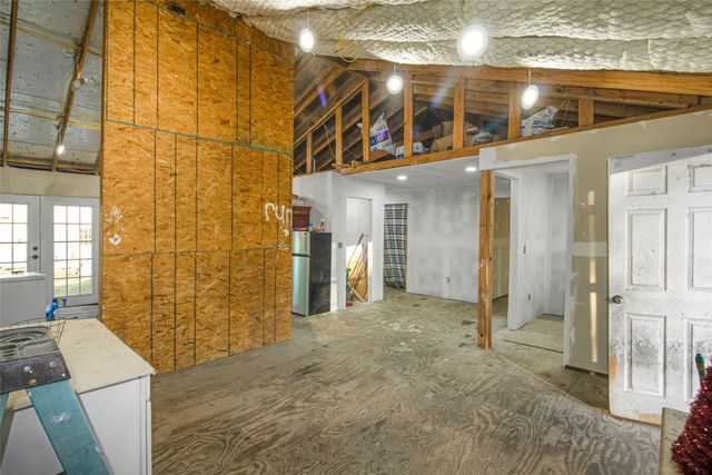 15045 County Road 4060, Scurry, TX 75158