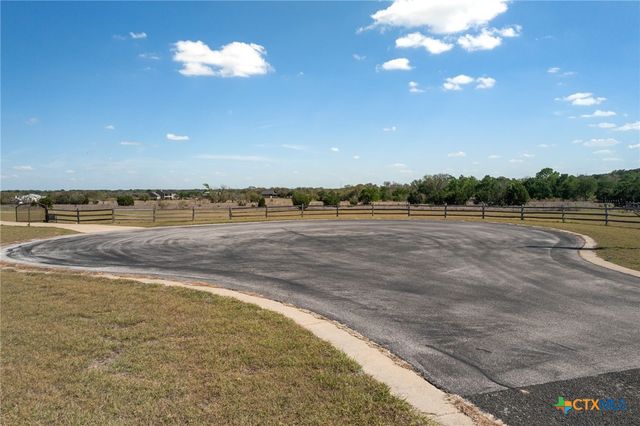200 Stonehouse Drive, Liberty Hill, TX 78642
