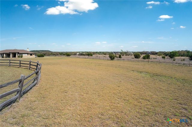 200 Stonehouse Drive, Liberty Hill, TX 78642
