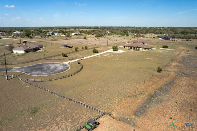 200 Stonehouse Drive, Liberty Hill, TX 78642