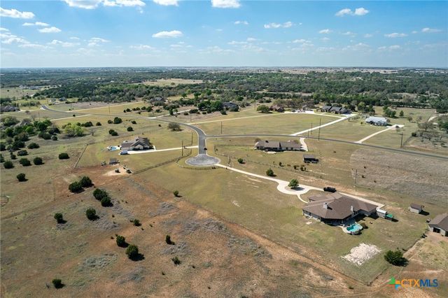 200 Stonehouse Drive, Liberty Hill, TX 78642