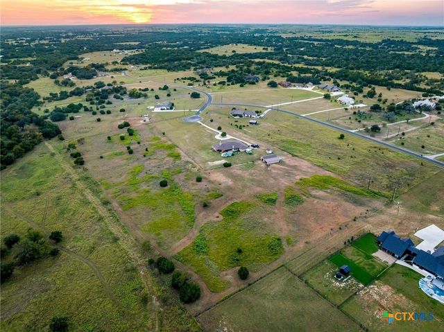 200 Stonehouse Drive, Liberty Hill, TX 78642