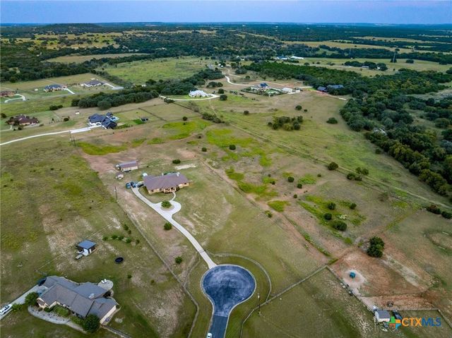 200 Stonehouse Drive, Liberty Hill, TX 78642