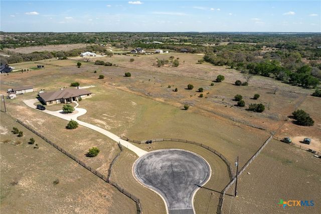 200 Stonehouse Drive, Liberty Hill, TX 78642