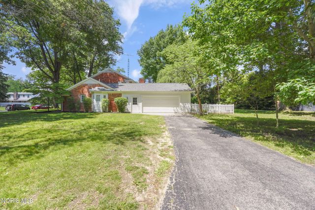 3610 Chesterton Drive, Toledo, OH 43615