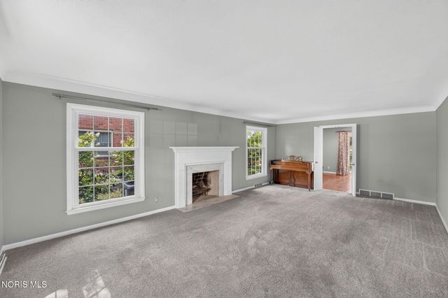 3610 Chesterton Drive, Toledo, OH 43615