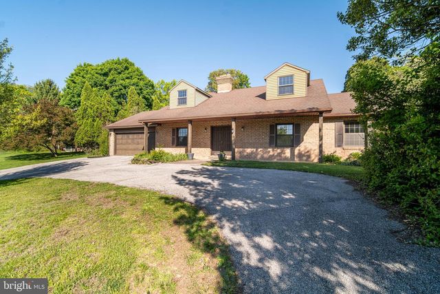 2020 ALCOTT RD, York, PA 17406
