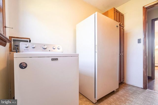 2020 ALCOTT RD, York, PA 17406