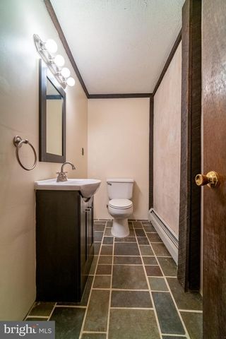 2020 ALCOTT RD, York, PA 17406
