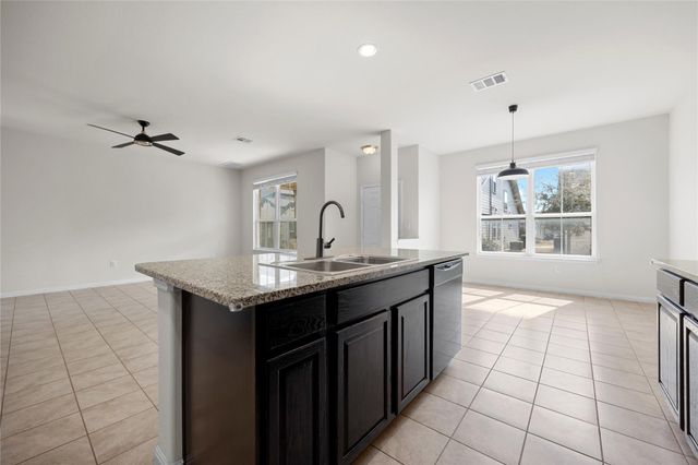 13700 Sage Grouse DR 1701, Austin, TX 78729