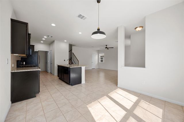 13700 Sage Grouse DR 1701, Austin, TX 78729