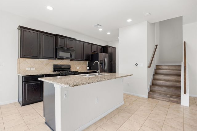 13700 Sage Grouse DR 1701, Austin, TX 78729