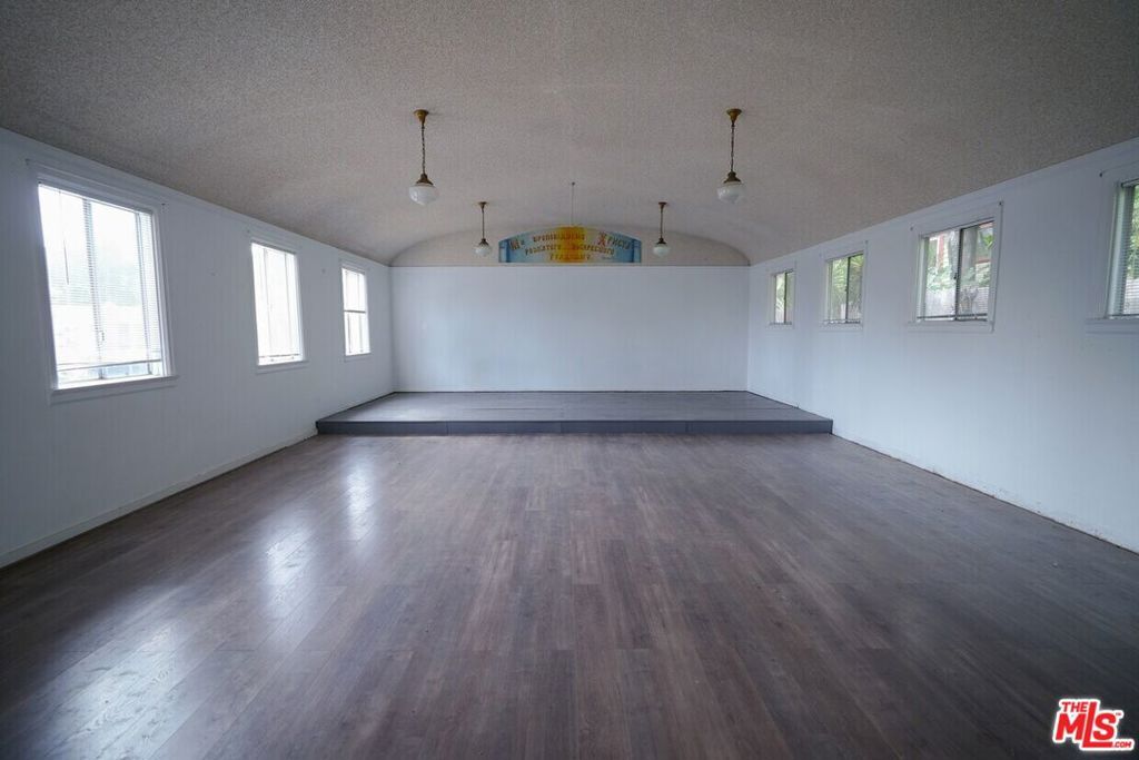 2030 Glendale Boulevard, Los Angeles, CA 90039 — photo 4