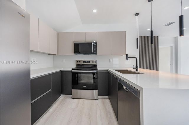 2363 SW 11th Ter, Miami, FL 33135