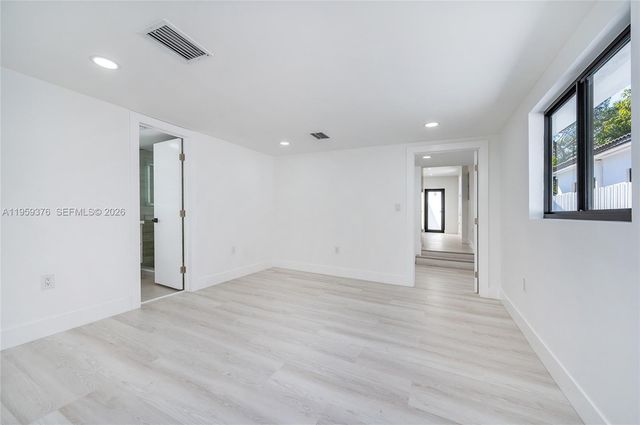 2363 SW 11th Ter, Miami, FL 33135