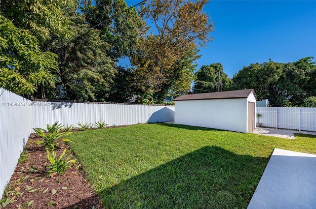 2363 SW 11th Ter, Miami, FL 33135