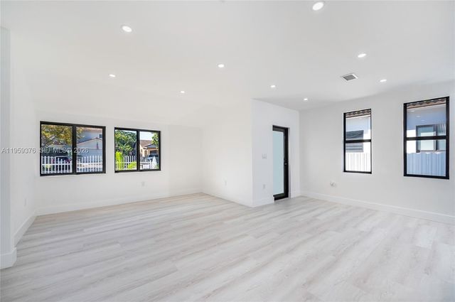 2363 SW 11th Ter, Miami, FL 33135