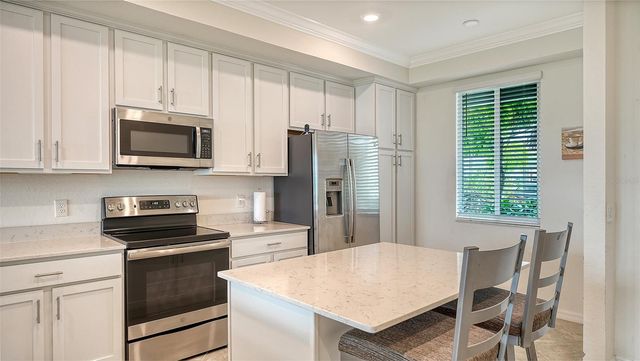 1030 TIDEWATER SHORES LOOP 105, Bradenton, FL 34208