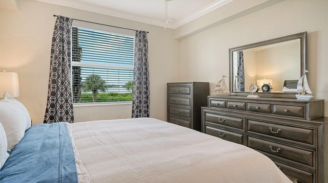 1030 TIDEWATER SHORES LOOP 105, Bradenton, FL 34208