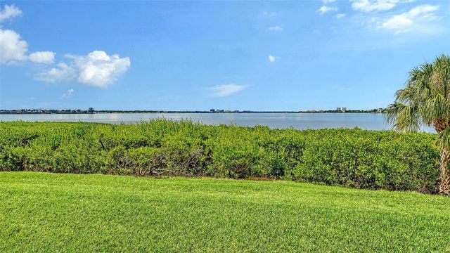 1030 TIDEWATER SHORES LOOP 105, Bradenton, FL 34208