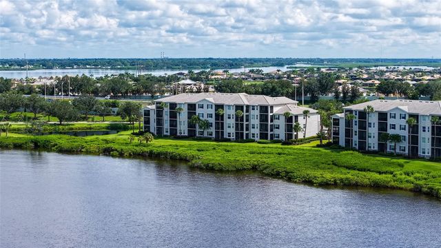 1030 TIDEWATER SHORES LOOP 105, Bradenton, FL 34208