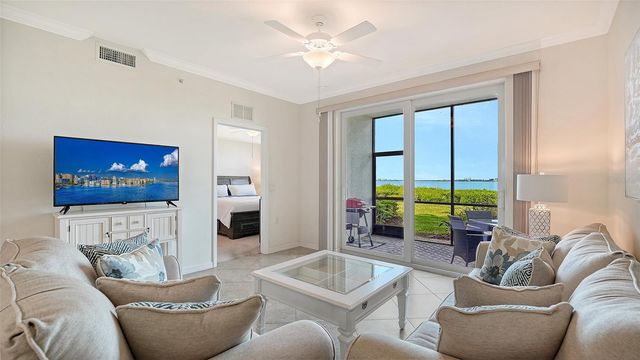 1030 TIDEWATER SHORES LOOP 105, Bradenton, FL 34208