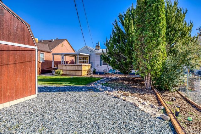 1037 N 1st Street, Montrose, CO 81401