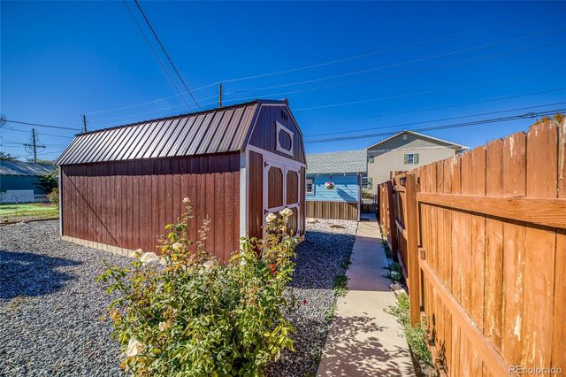 1037 N 1st Street, Montrose, CO 81401