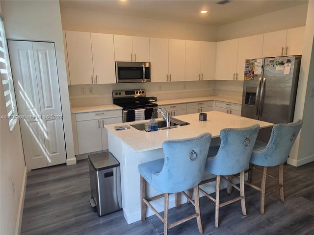 13130 SW 232nd Ter 13130, Miami, FL 33032