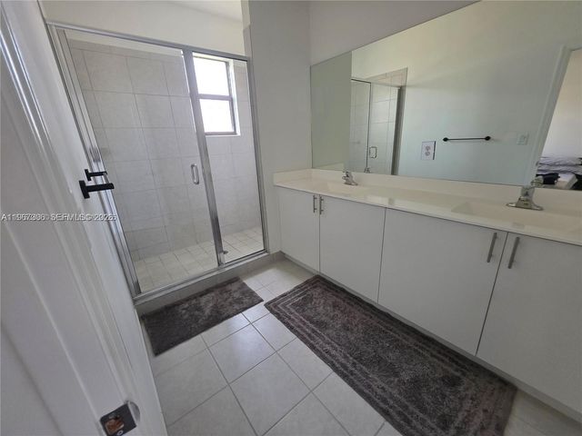 13130 SW 232nd Ter 13130, Miami, FL 33032