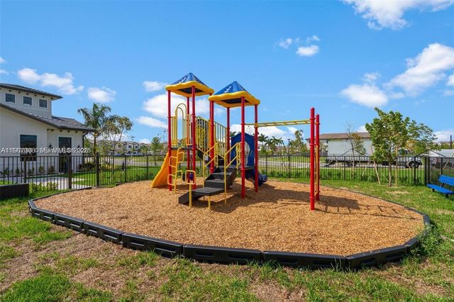 13130 SW 232nd Ter 13130, Miami, FL 33032