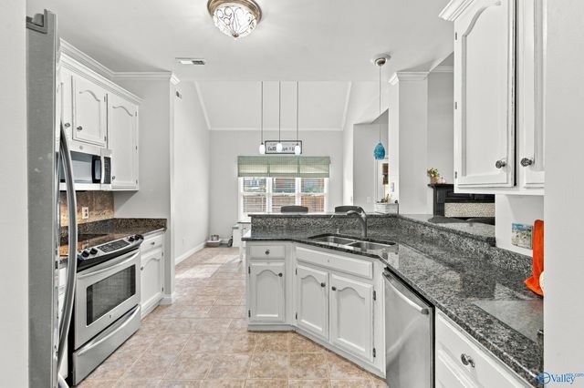 2624 Quarter Lane SE, Owens Cross Roads, AL 35763
