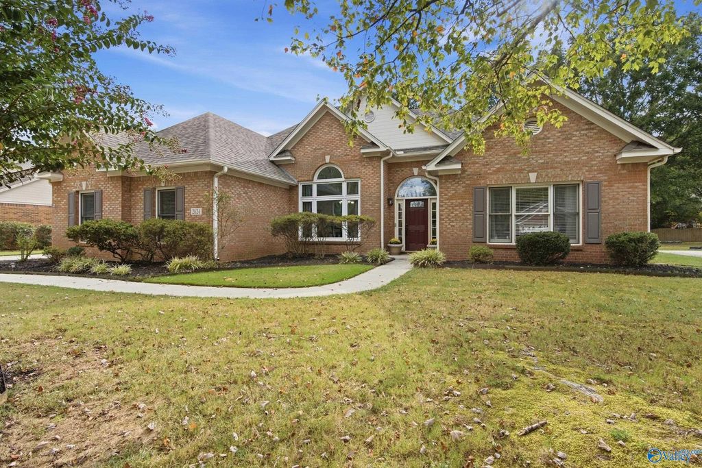 2624 Quarter Lane SE, Owens Cross Roads, AL 35763