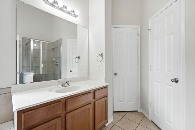 9913 Voss Avenue, Fort Worth, TX 76244