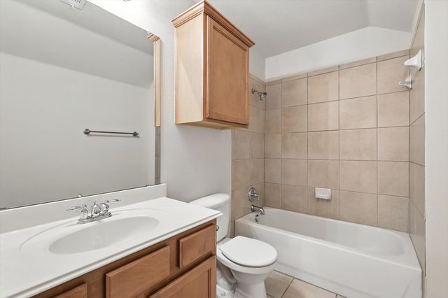 9913 Voss Avenue, Fort Worth, TX 76244