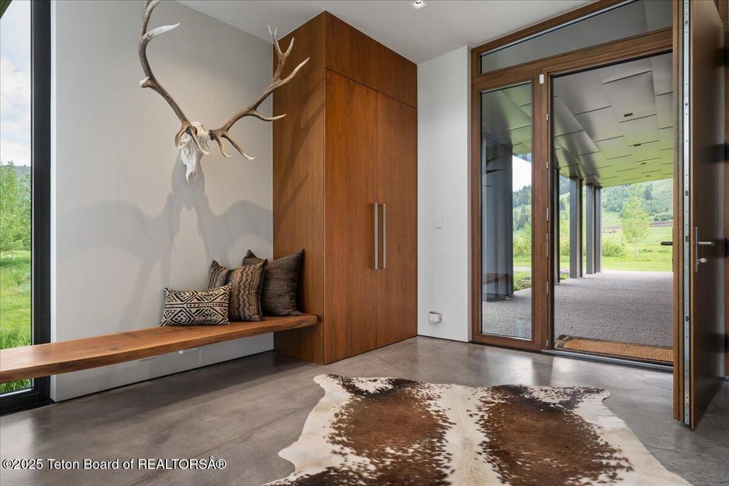 13175 S RIVER BEND Road, Jackson, WY 83001 photo 10