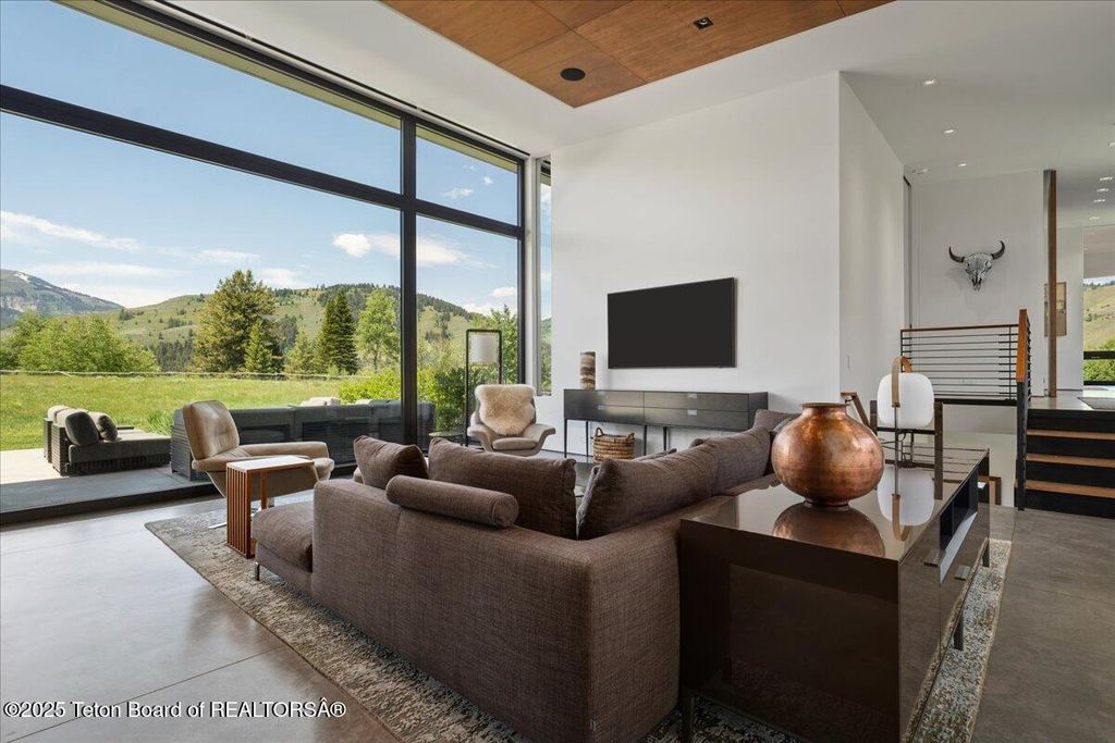 13175 S RIVER BEND Road, Jackson, WY 83001 photo 28