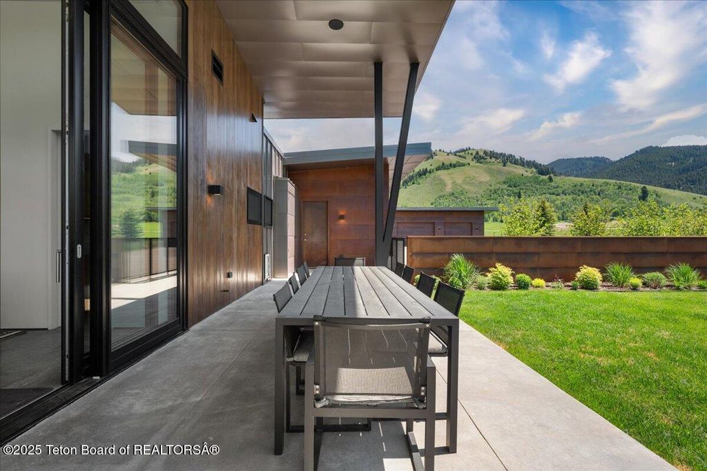 13175 S RIVER BEND Road, Jackson, WY 83001 photo 48