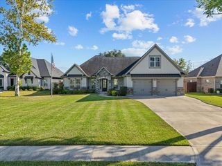 15719 S Tower Circle, Santa Fe, TX 77517