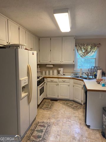 285 Mosby Woods Drive, Newnan, GA 30265