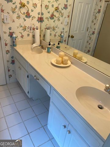 285 Mosby Woods Drive, Newnan, GA 30265