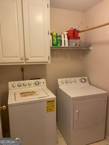 285 Mosby Woods Drive, Newnan, GA 30265