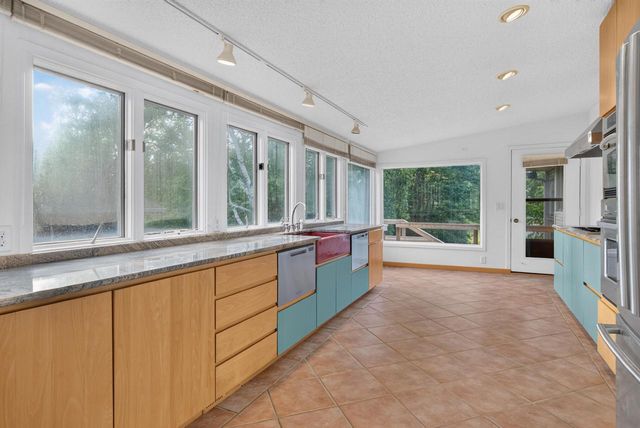 W2179 Shamrock DRIVE, Sheboygan, WI 53083